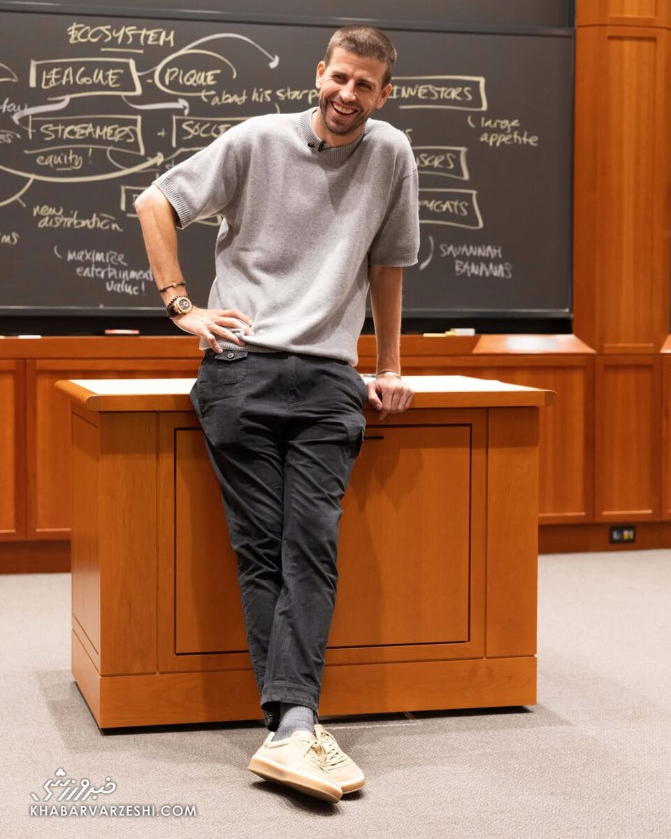 جرارد پیکه در دانشگاه هاروارد